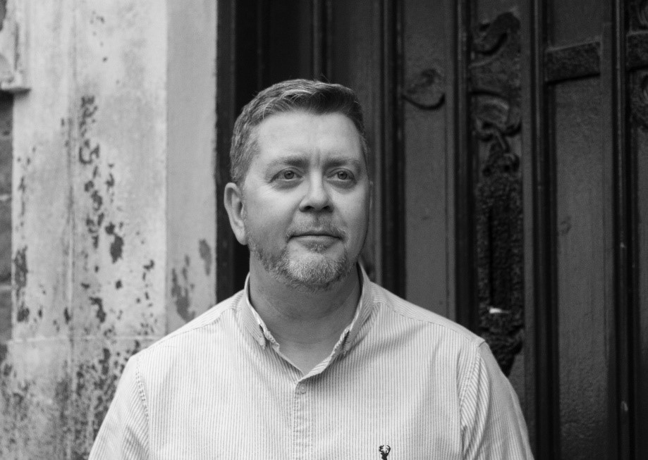 Russell Clifton(企業(yè)主和創(chuàng)始人)