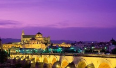 投資房產(chǎn)穩(wěn)賺不賠，股東成功購置西班牙房產(chǎn)